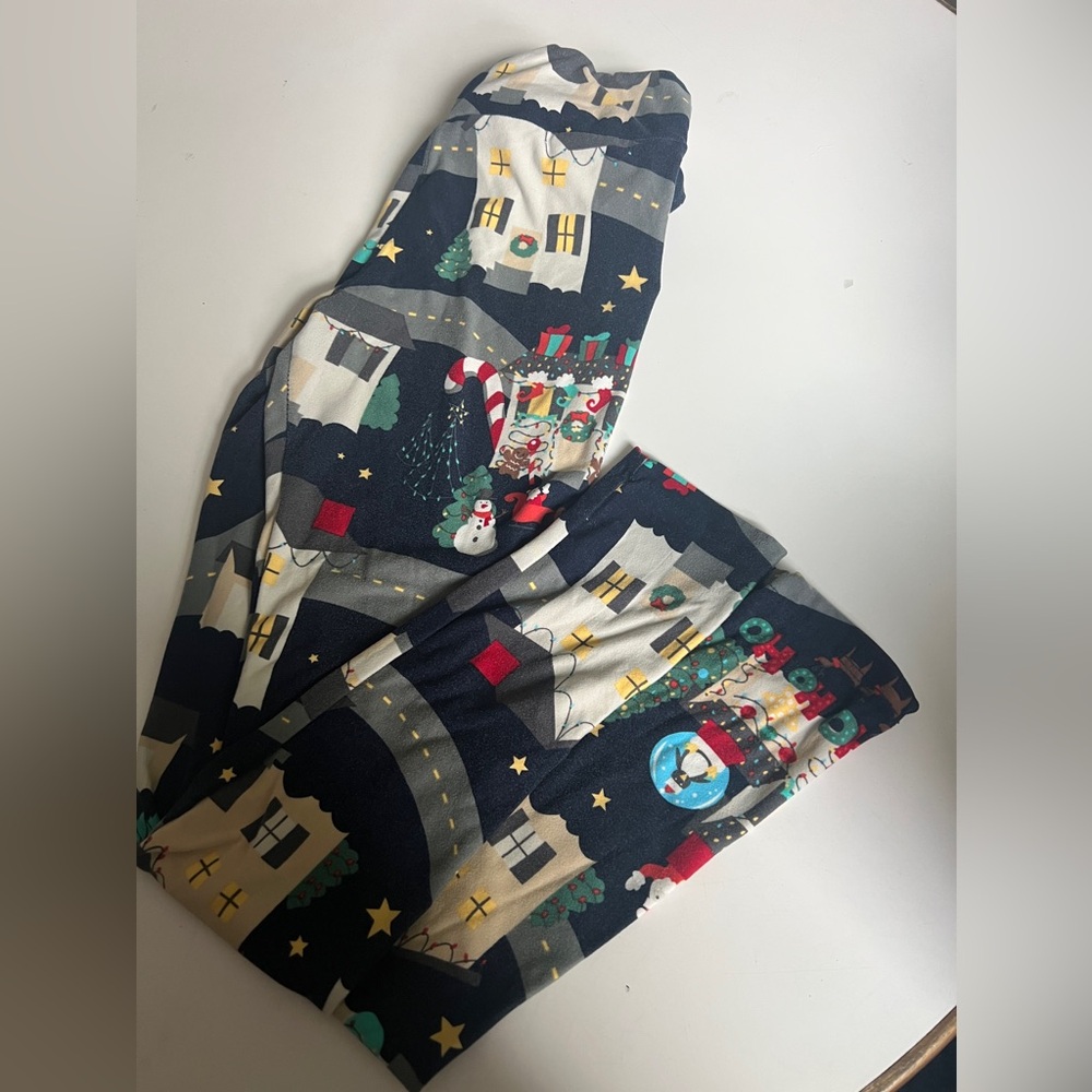 Lularoe Christmas leggings ONE size